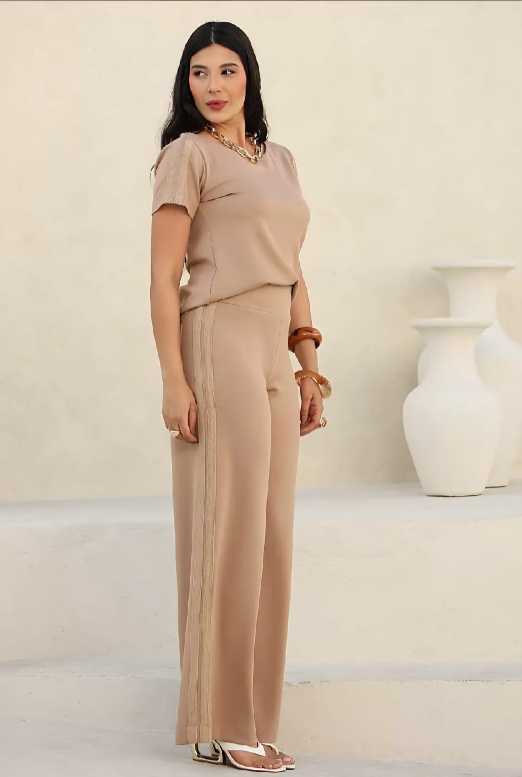 Conjunto Blusa Det. Manga + Calça Det. Lateral — Bege Areia